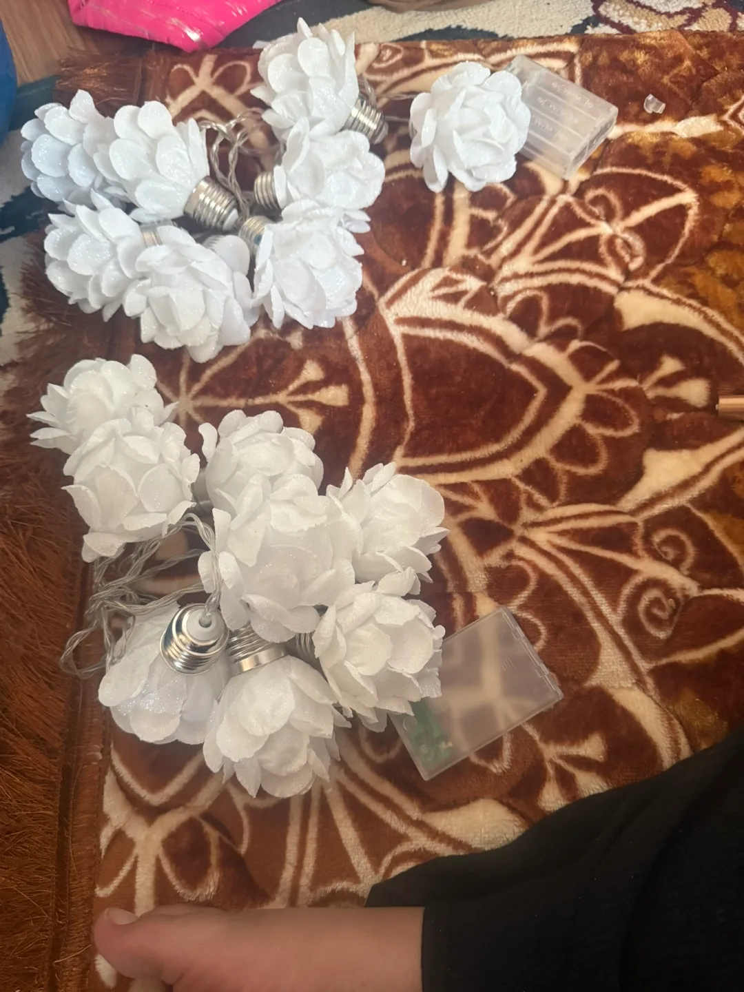 White Rose String Lights  I have 2 sets each set have 8 rose image indicator(3)