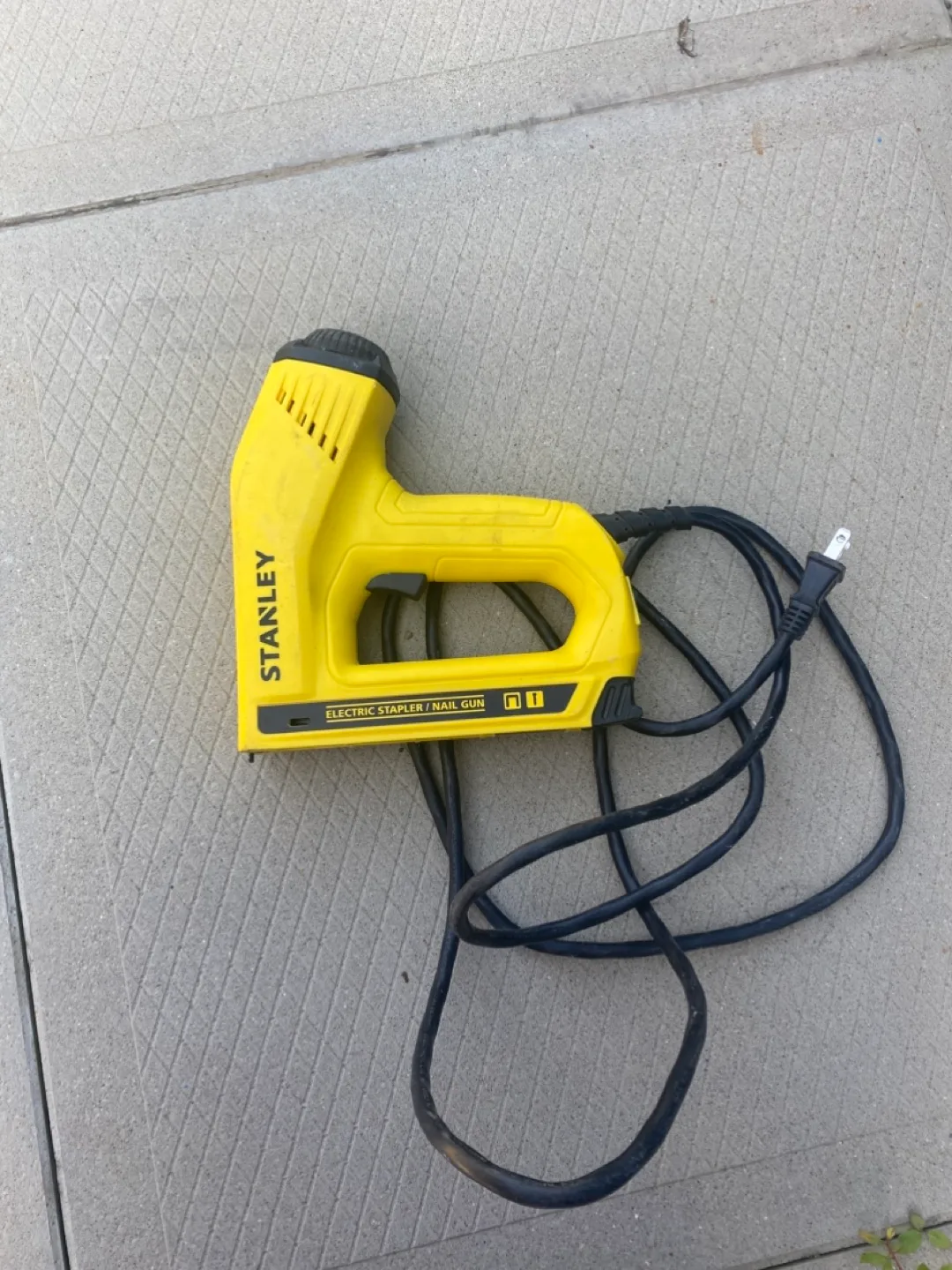 Stanley Electric Stapler/Nail Gun image indicator(2)
