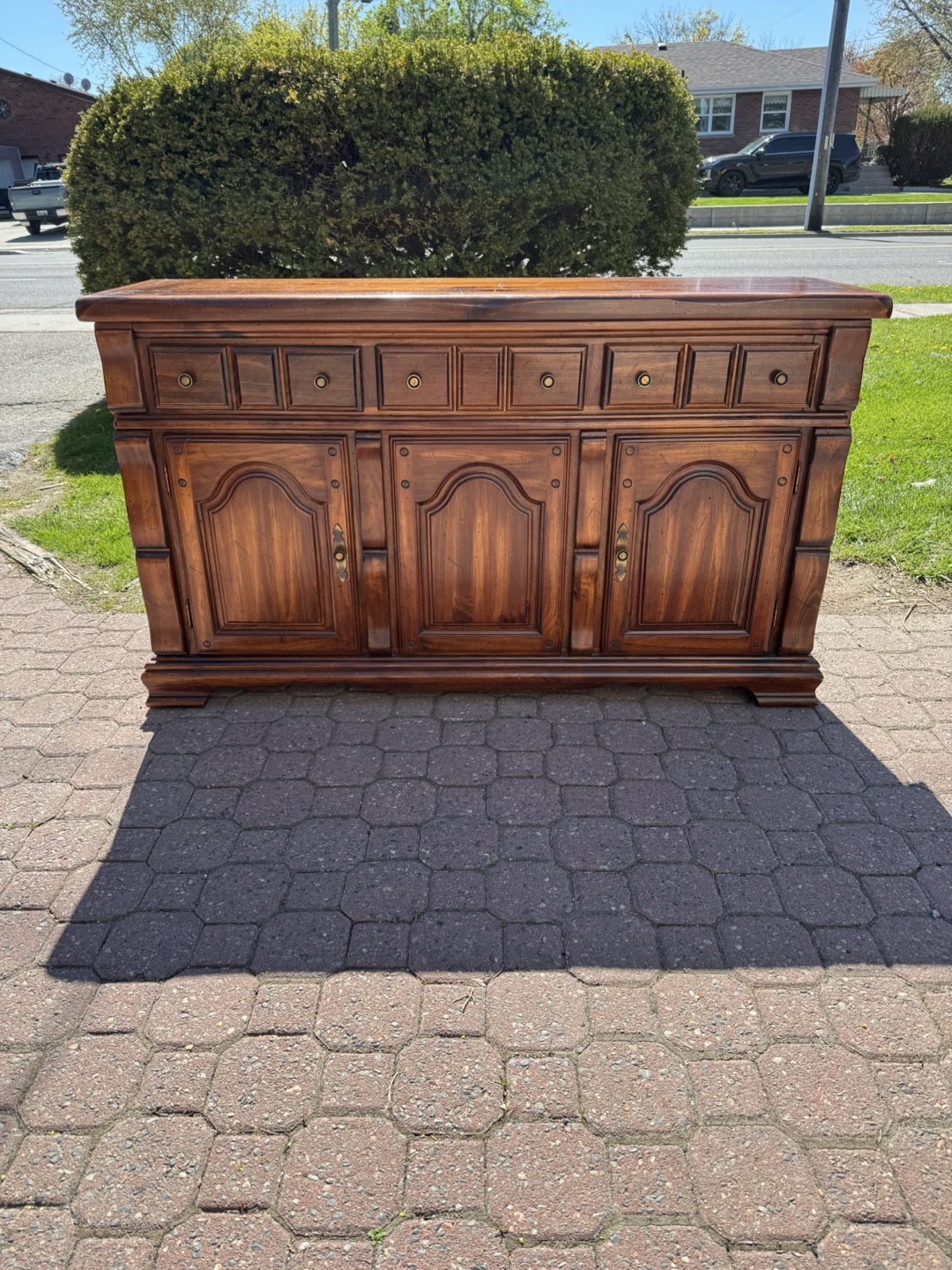 Sideboard/Buffet