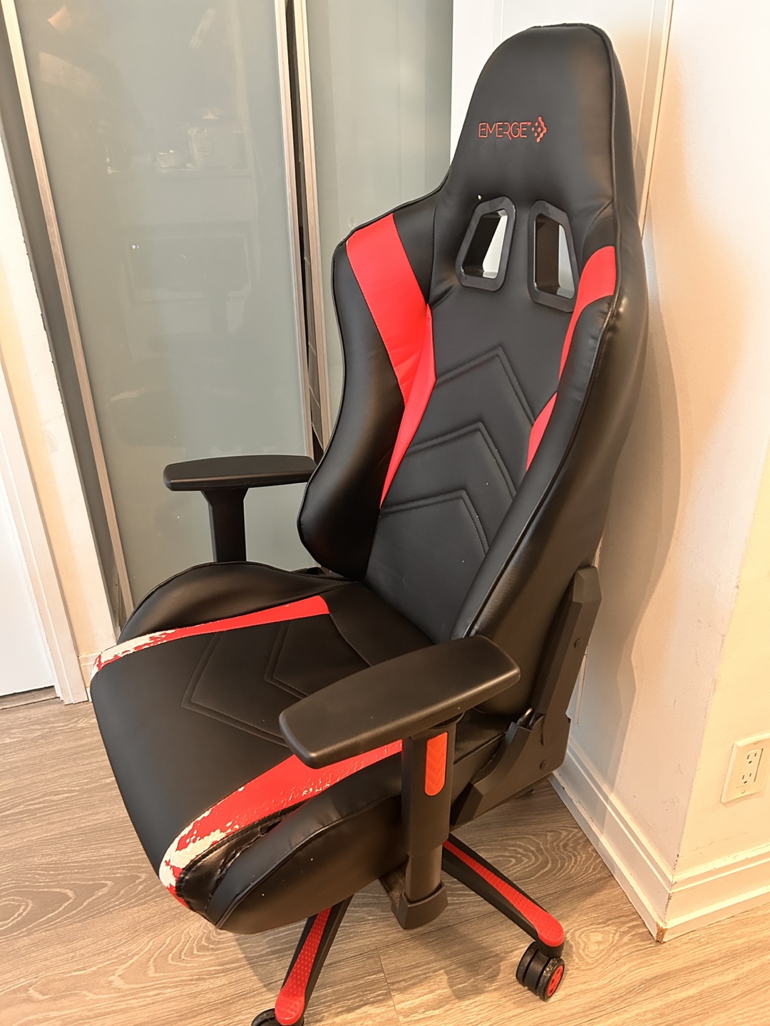 Emerge Gaming Chair - Red and Black - photo 2