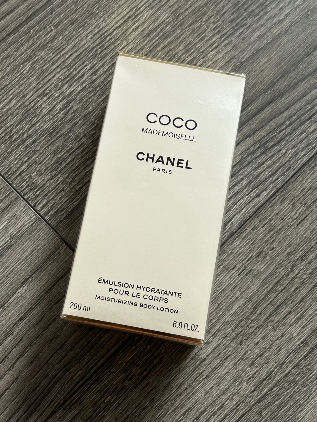 (New, Sealed) Chanel Body Lotion 200ml (retail $96) image indicator(2)