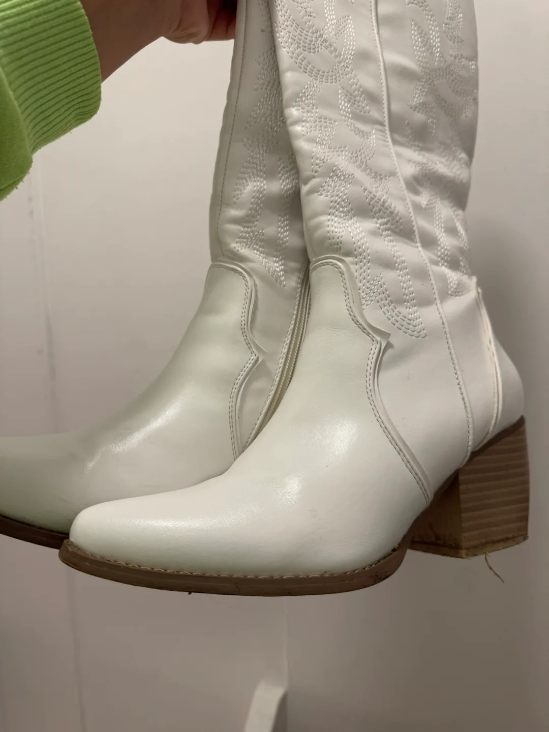 White Western Knee-High Boots image indicator(7)