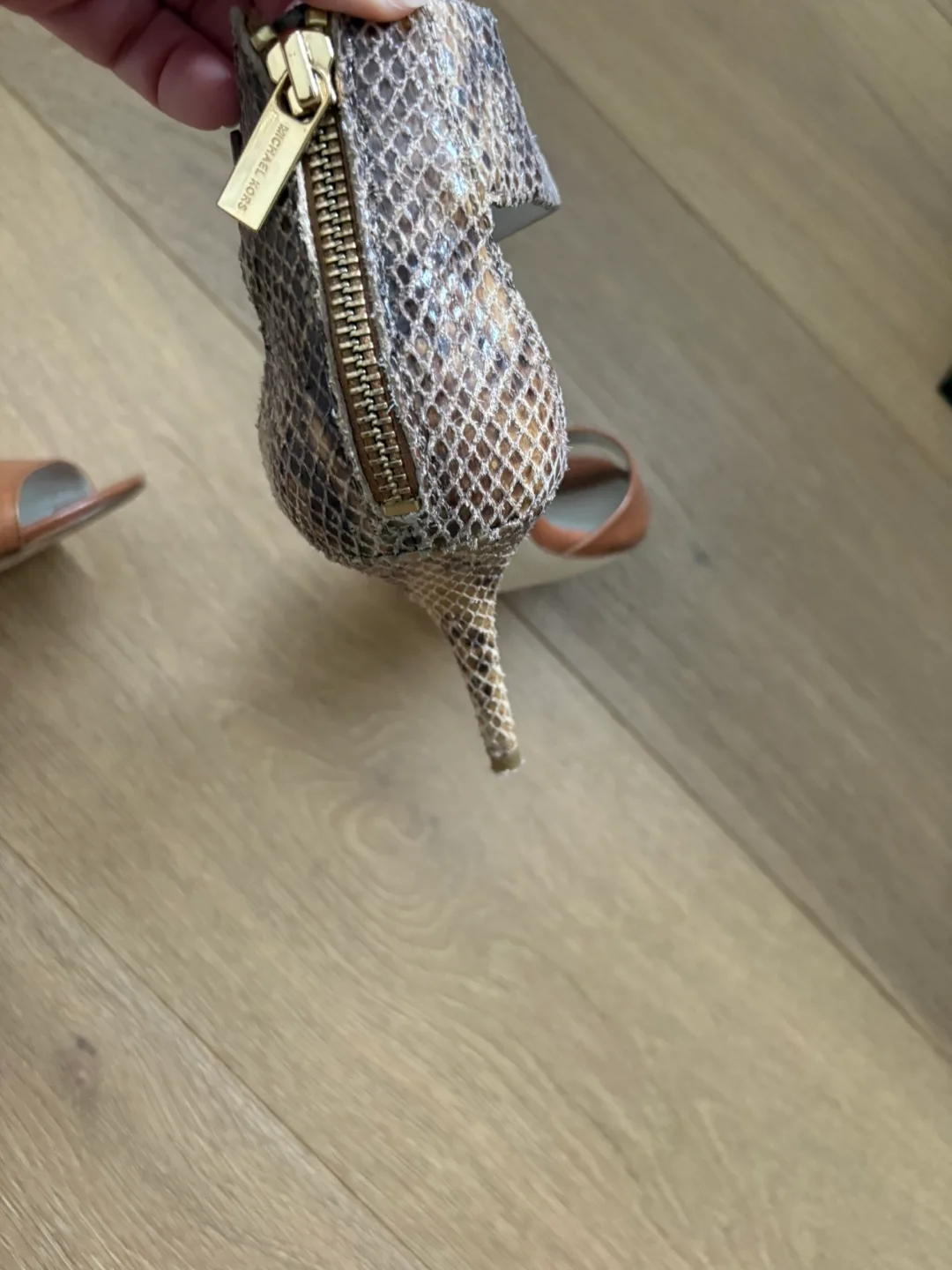 Michael Kors Snakeskin Heels Size 7 image indicator(3)