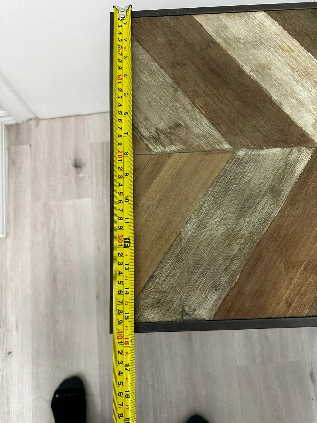 Chevron patterned side table image indicator(5)