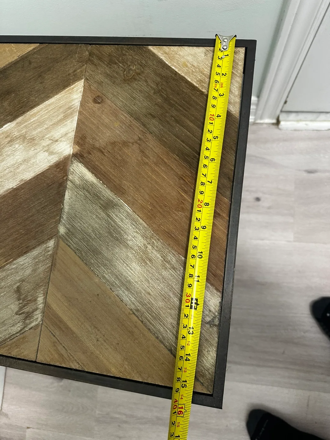 Chevron patterned side table image indicator(4)
