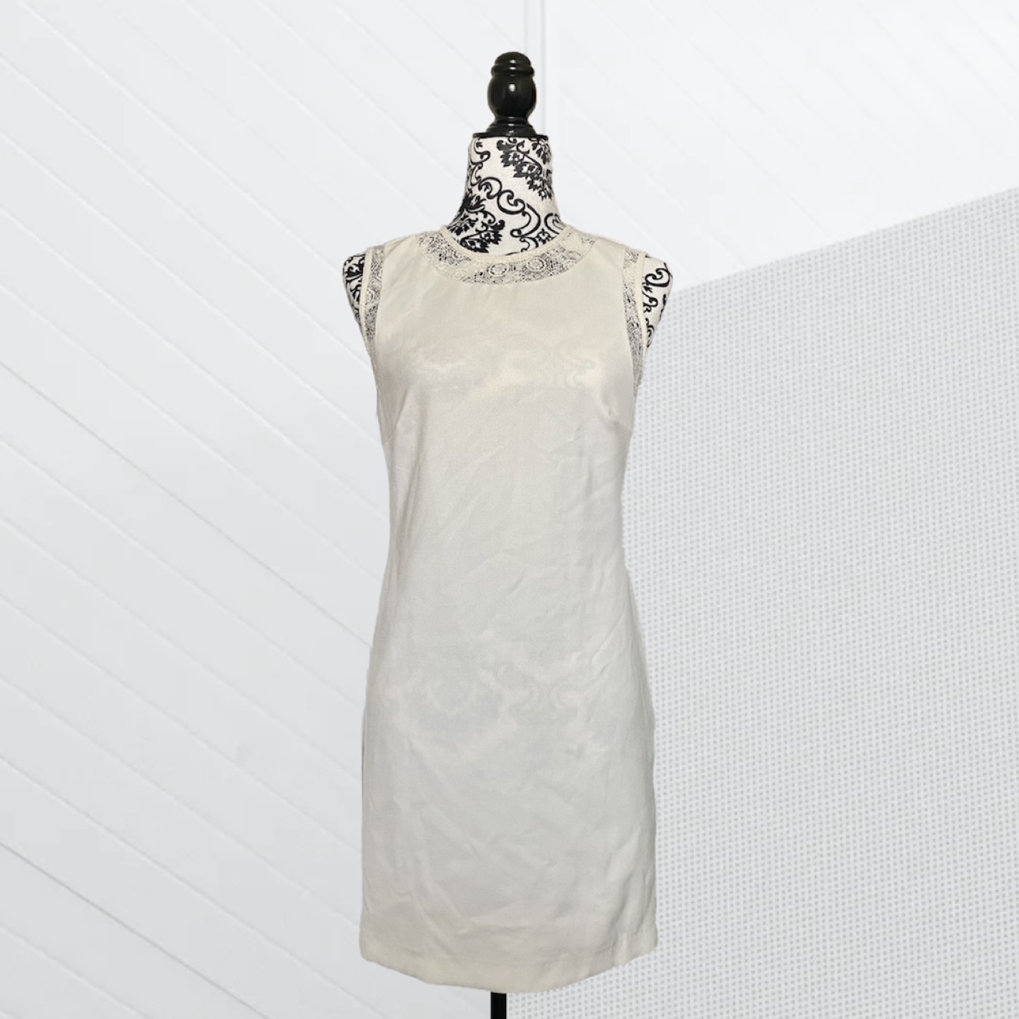 Zara Collection Off-White Lace Detail Dress Size M