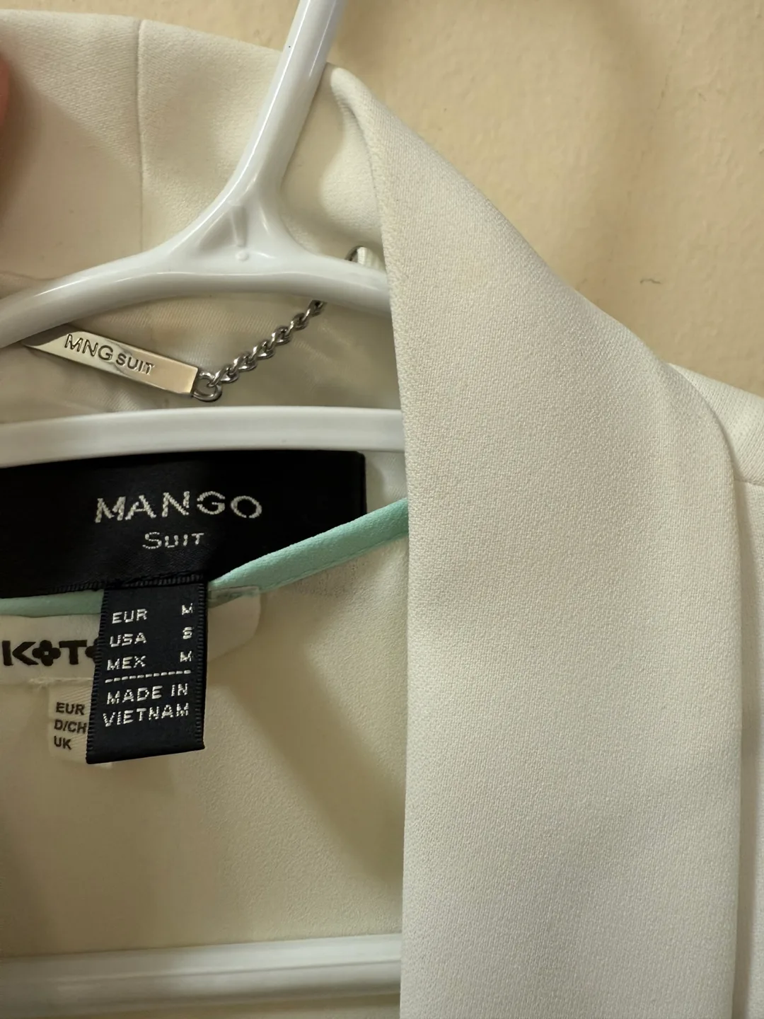 Business Outfit L/M image indicator(5)