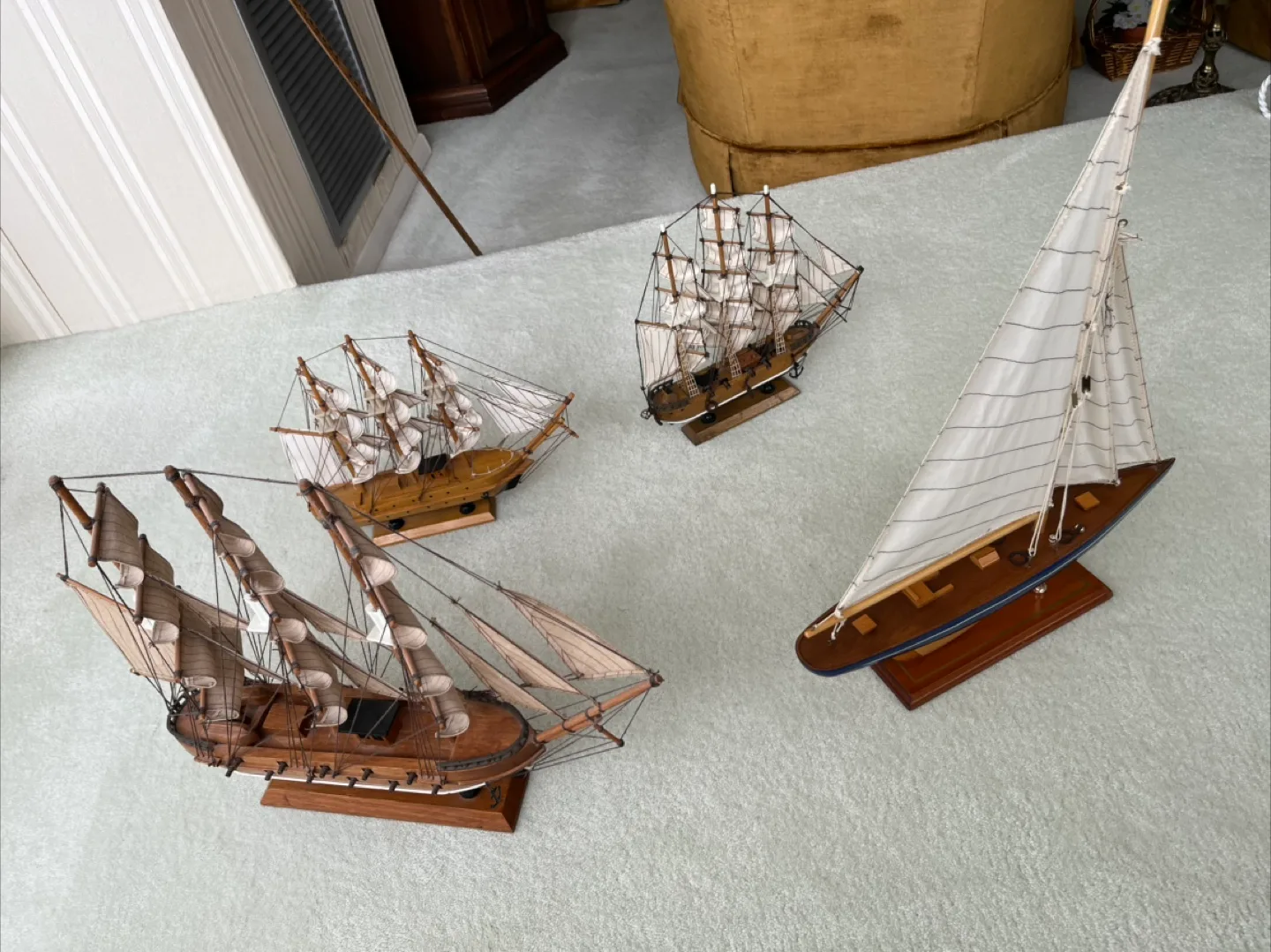 4 Decorative wooden sailboats ⛵️ image indicator(2)