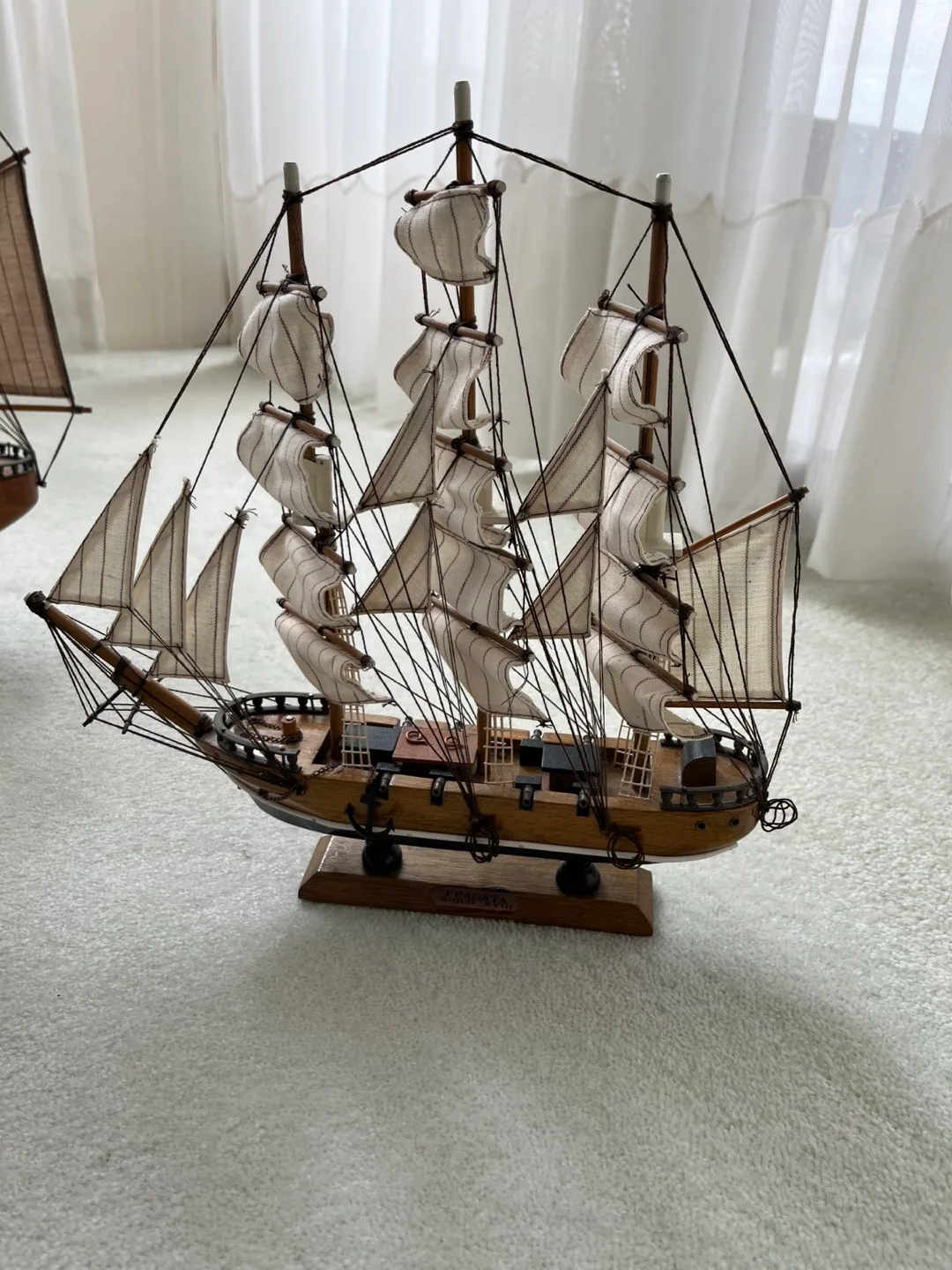 4 Decorative wooden sailboats ⛵️ image indicator(7)