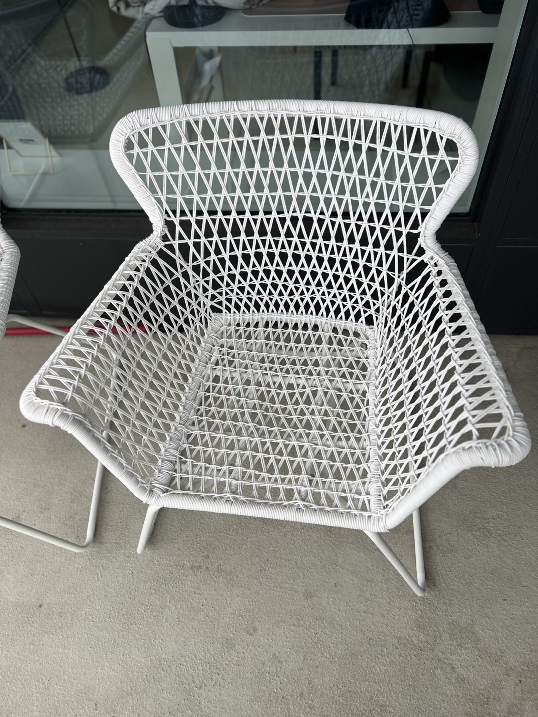 Pair of White IKEA Hogsten Patio Chairs - photo 4