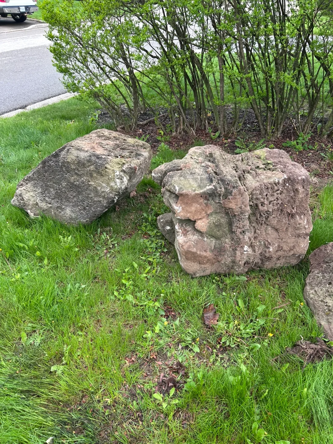 Four Large Landscaping Stones image indicator(2)