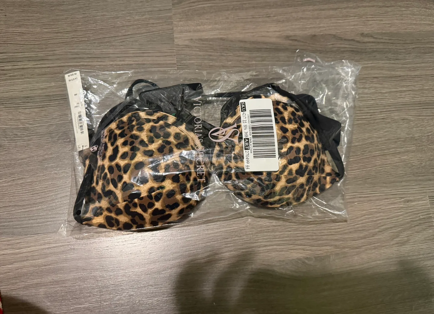 Victoria's Secret Leopard Print Bikini Top - Size Small image indicator(5)
