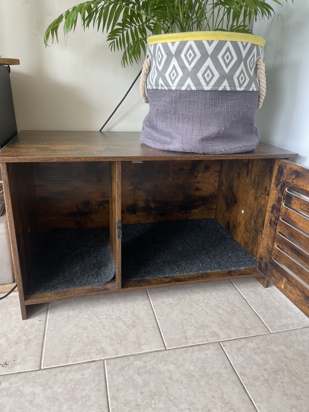 Pet Litter Box Furniture Enclosure Cabinet - photo 2