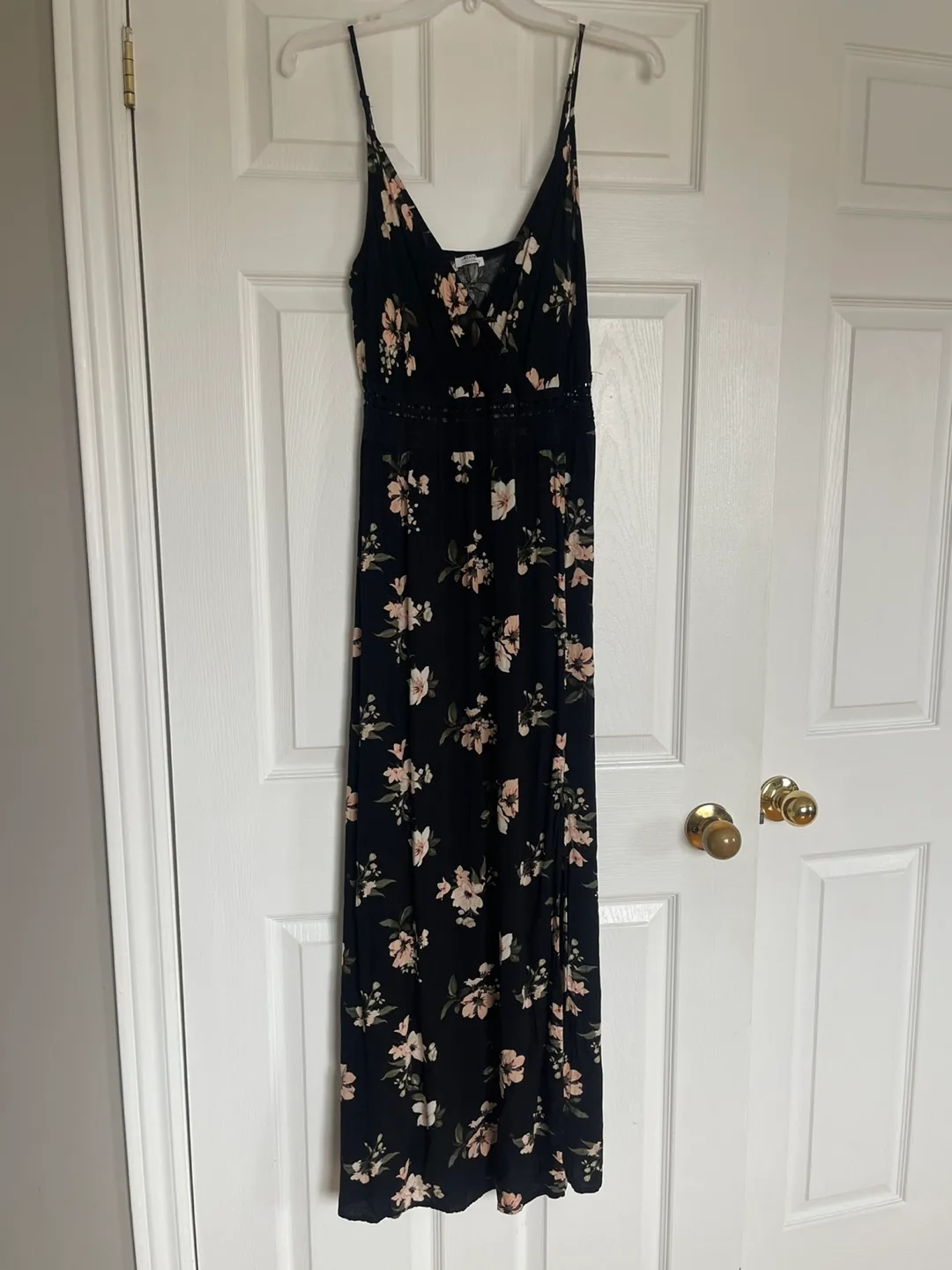Ardene Black Floral Maxi Dress Size Large thumbnail