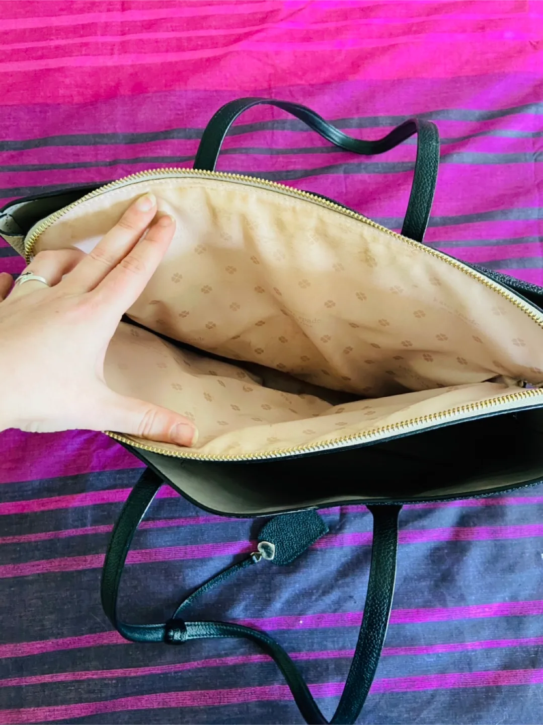 Kate Spade Black Leather Tote Bag image indicator(4)