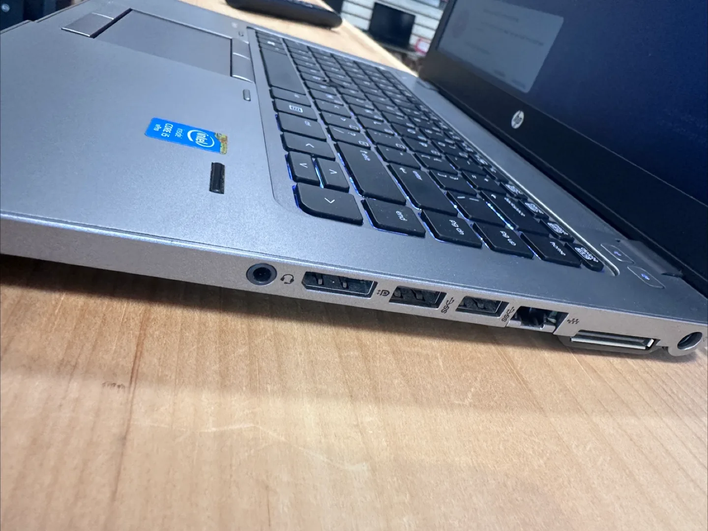 HP EliteBook 840 G2 Laptop - 8GB RAM, 256GB SSD image indicator(3)