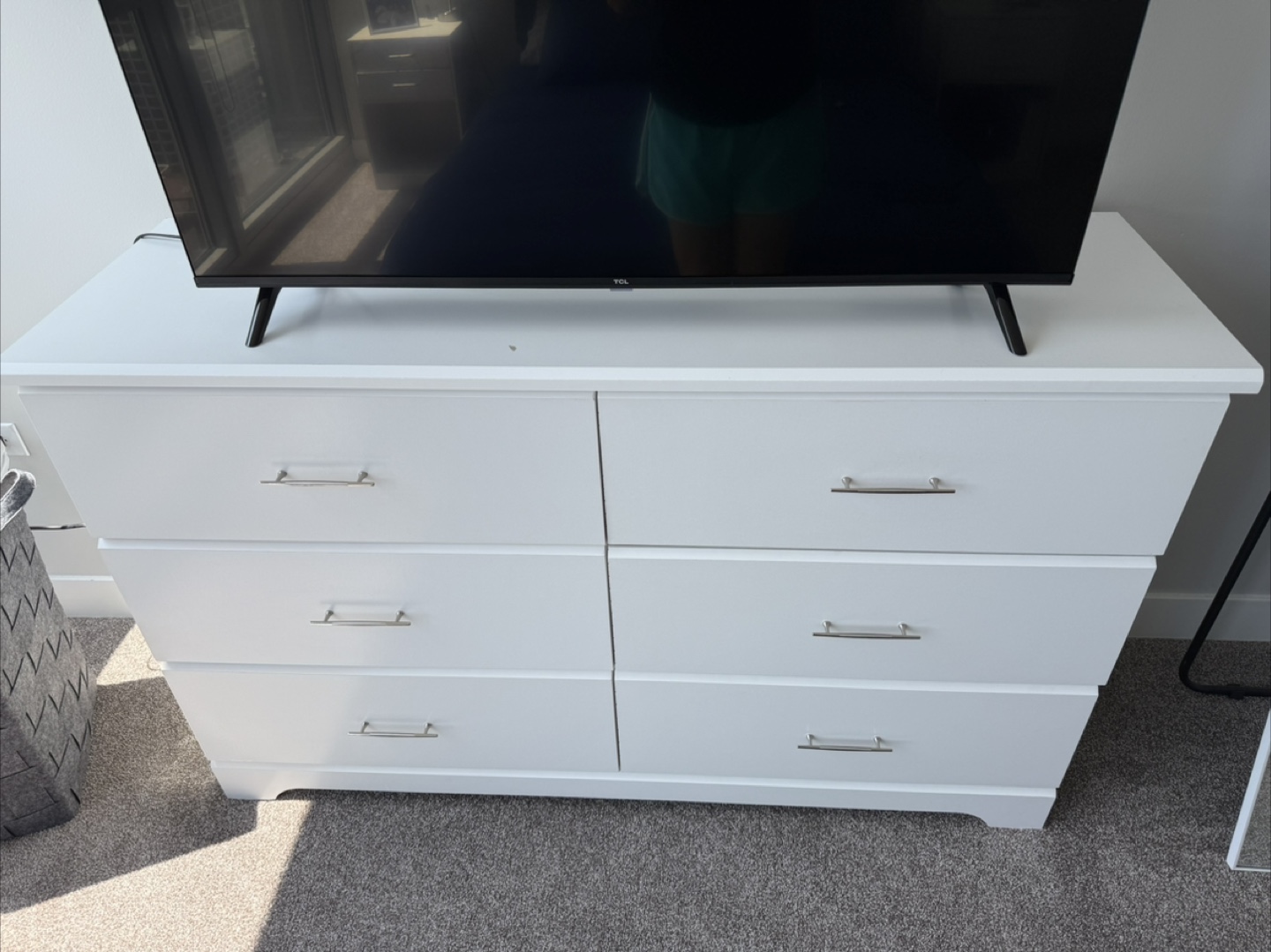 White 6-Drawer Dresser with TV Top