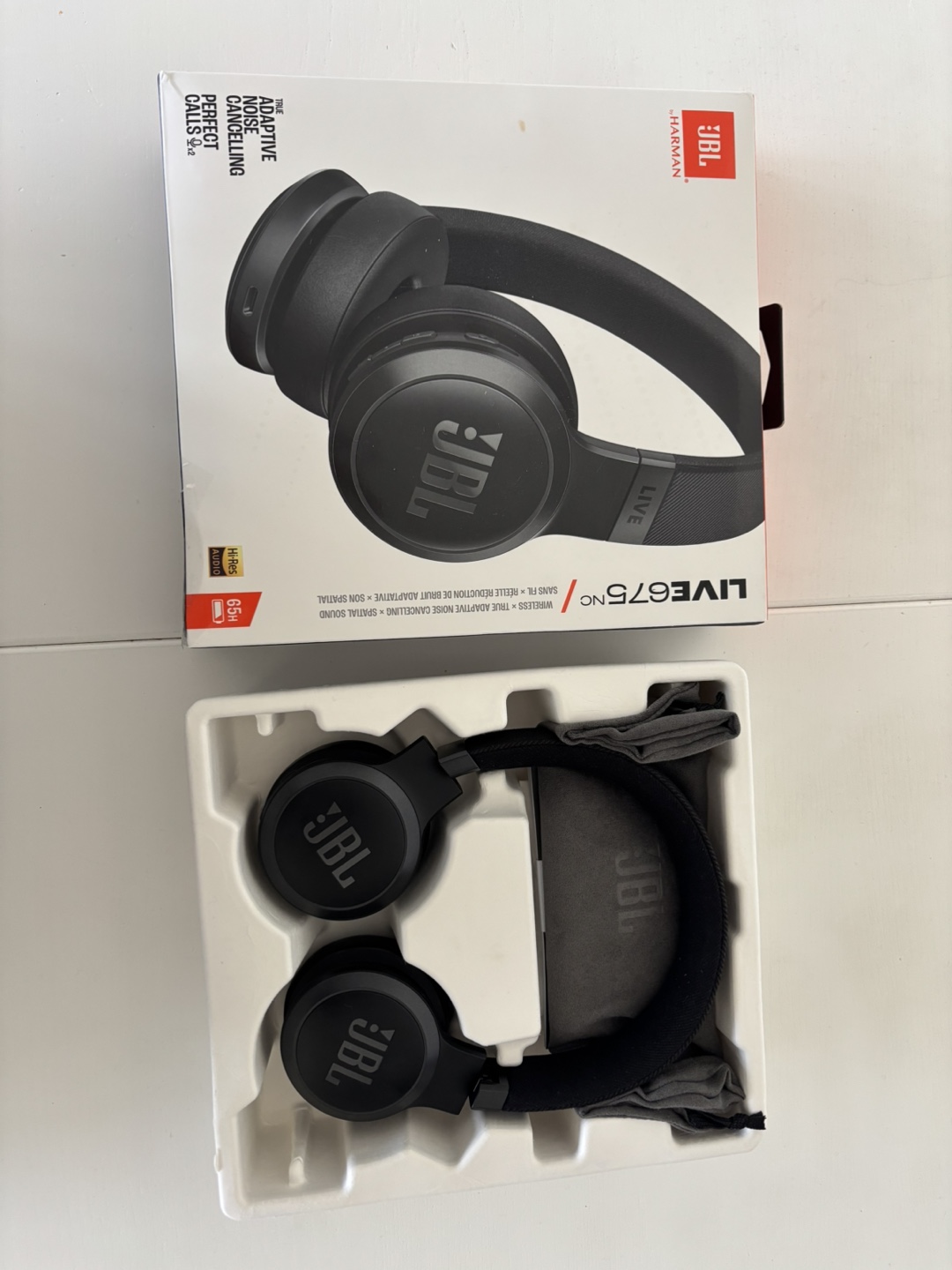 JBL Live 675NC Noise Cancelling Wireless Headphones - Black