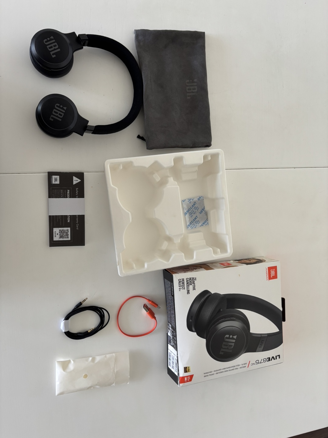 JBL Live 675NC Noise Cancelling Wireless Headphones - Black - photo 2