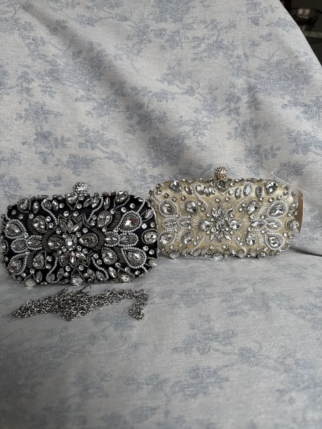 Beaded Clutch Purse - Elegant Evening Bag image indicator(6)
