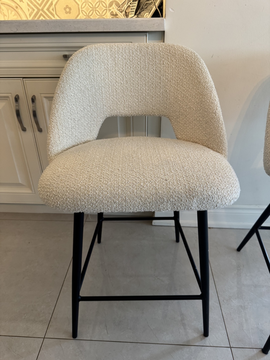 Pair of Modern kitchen chairs cream/white - photo 2