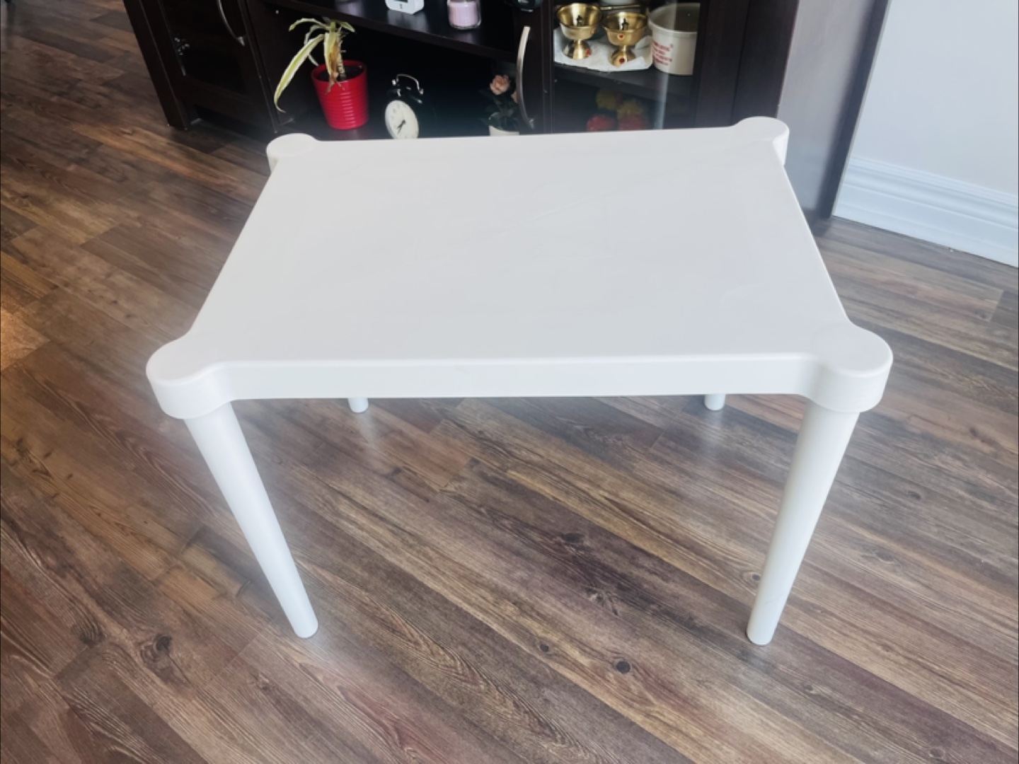 IKEA White Plastic Center Table