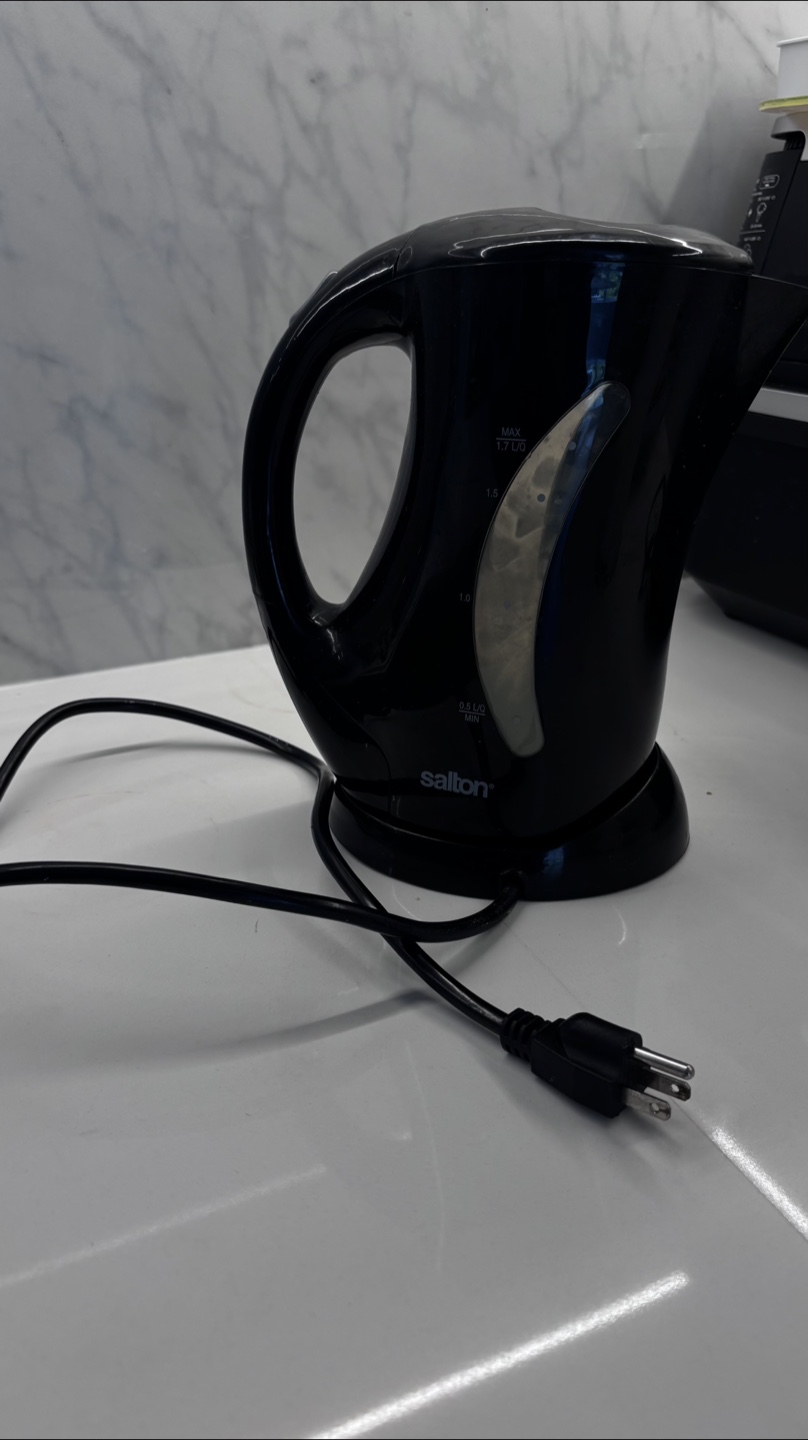 Salton 1.7L Electric Kettle