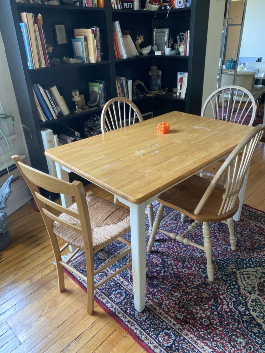 Wooden Kitchen Dinning Table with Four Chairs