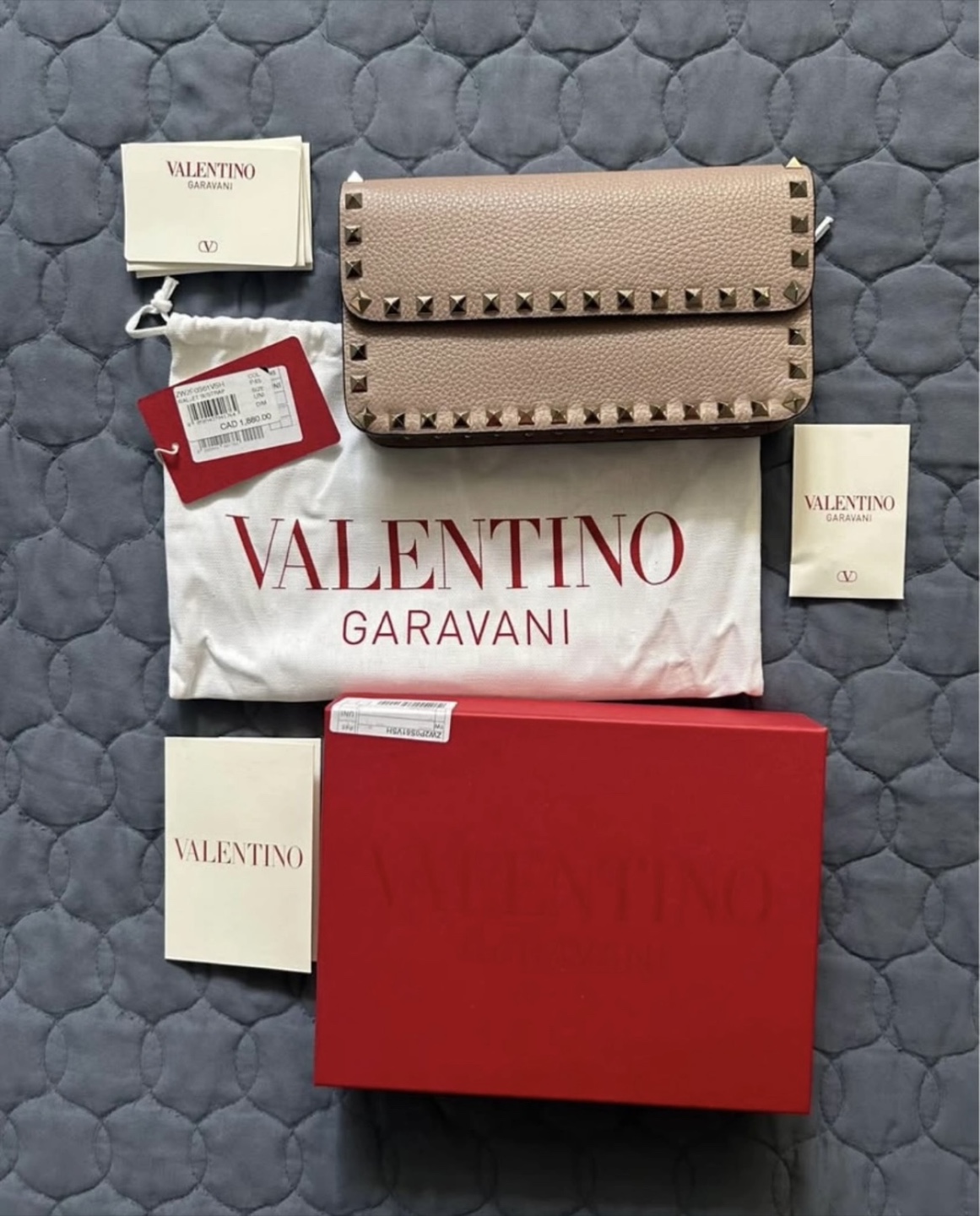 Valentino Garavani Rockstud Small Flap Wallet on Chain