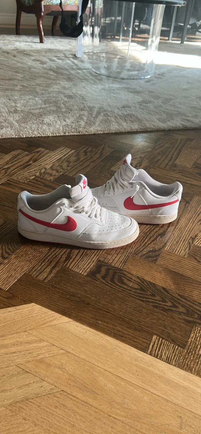 Nike Court Vision Low Sneakers thumbnail