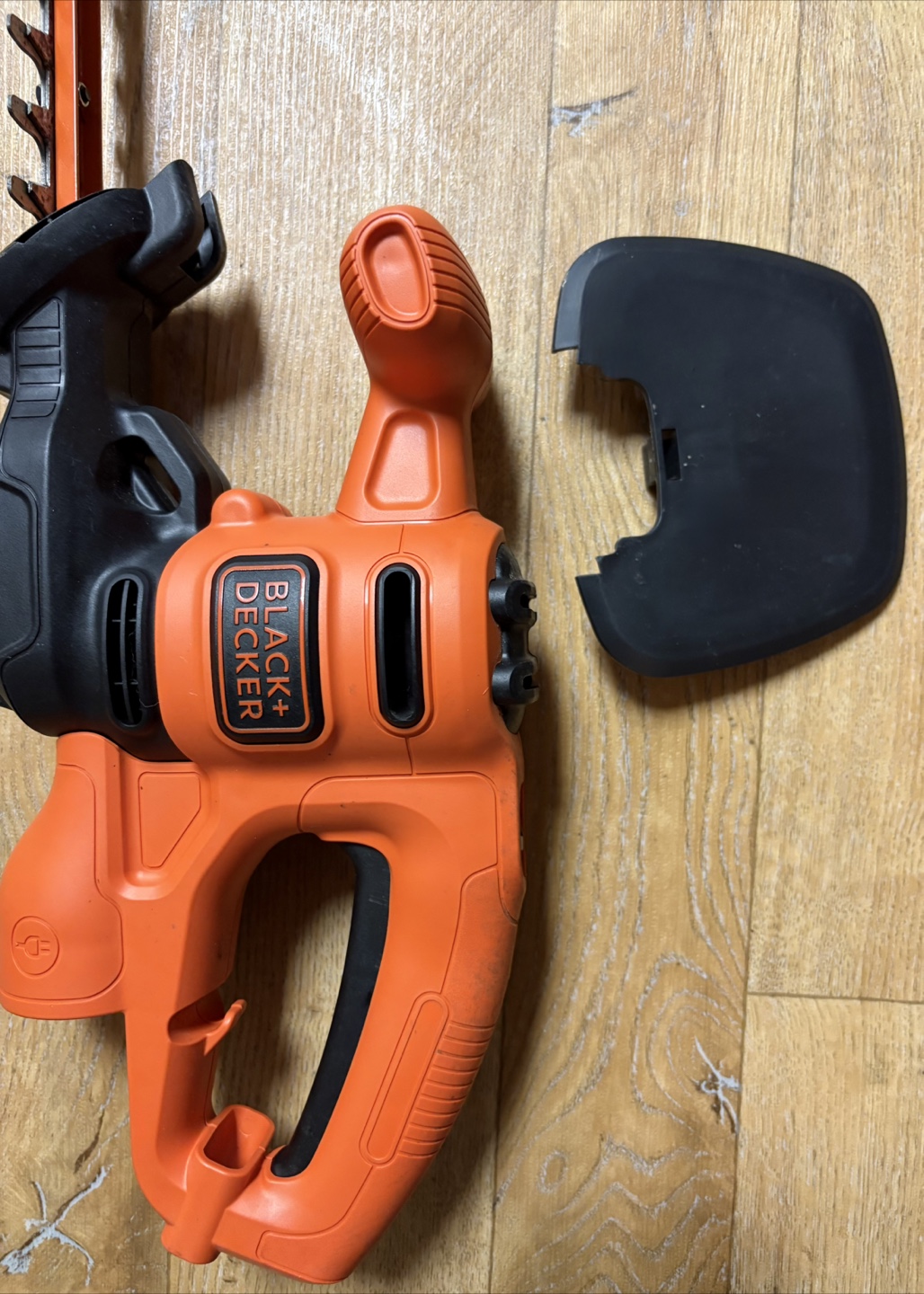 🏒 Black+Decker Hedge Trimmer