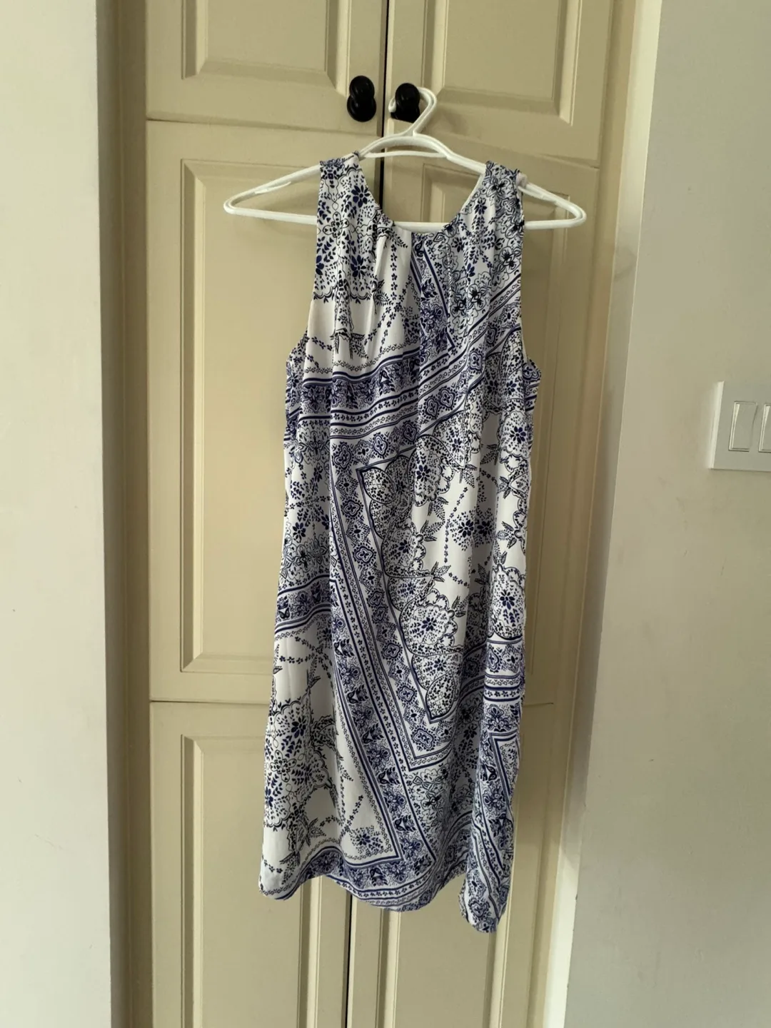 H&M Blue and White Halter Dress Size 6 thumbnail