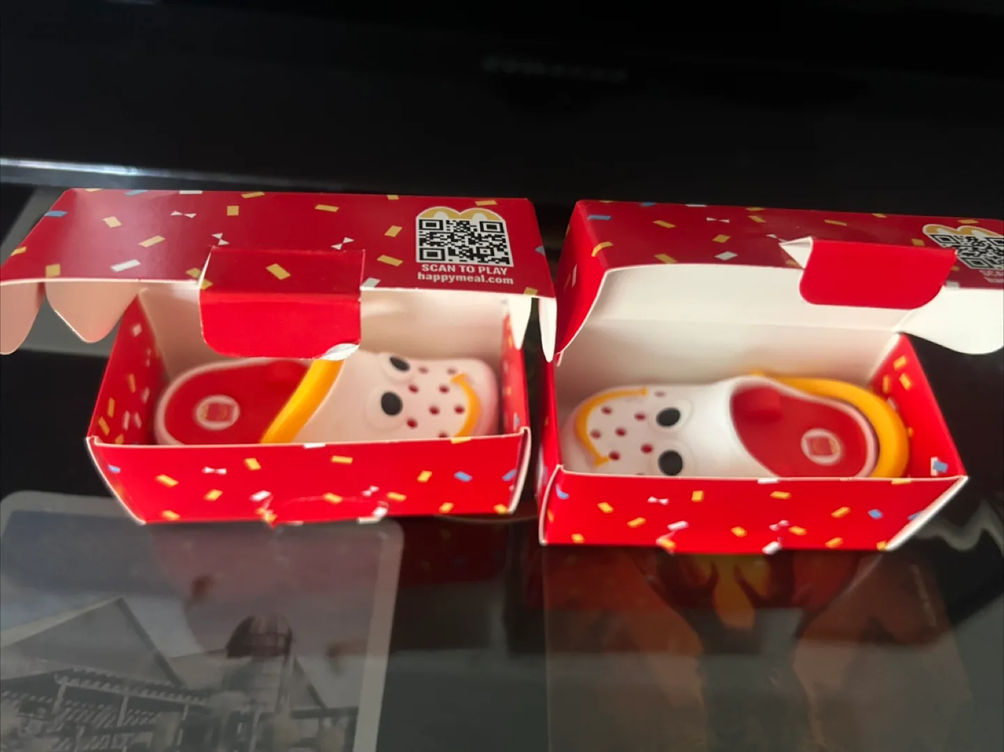 2 pairs of McDonald's Happy Meal Crocs Jibbitz image indicator(2)