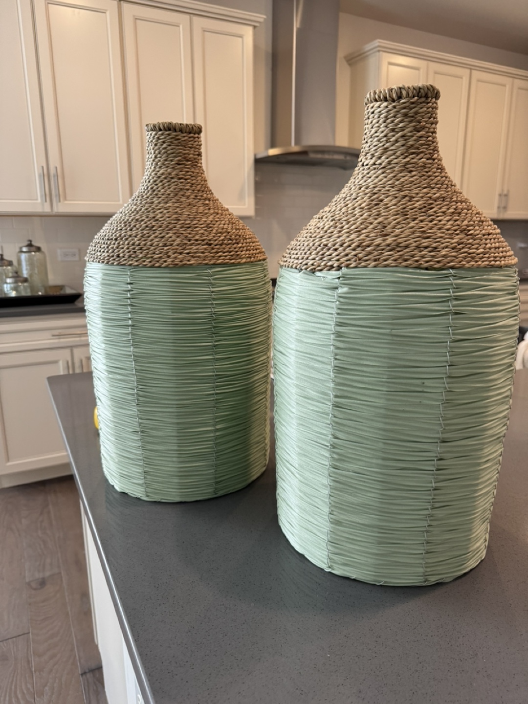 Pair of Seagrass Vases - Mint Green - photo 2