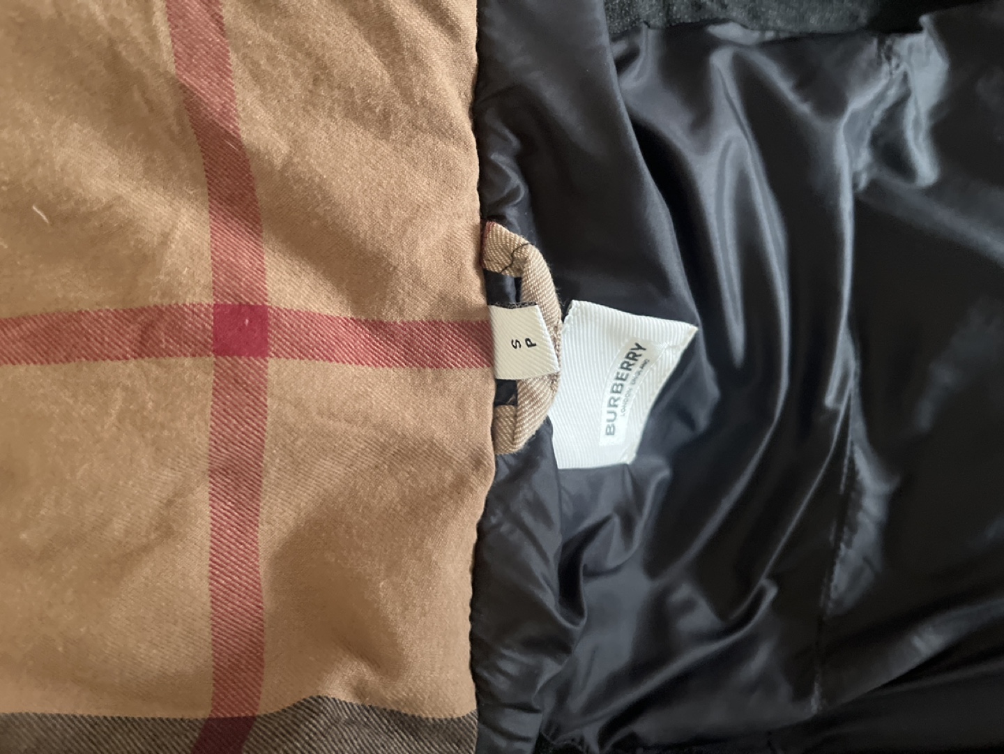 Burberry puffer jacket - photo 2