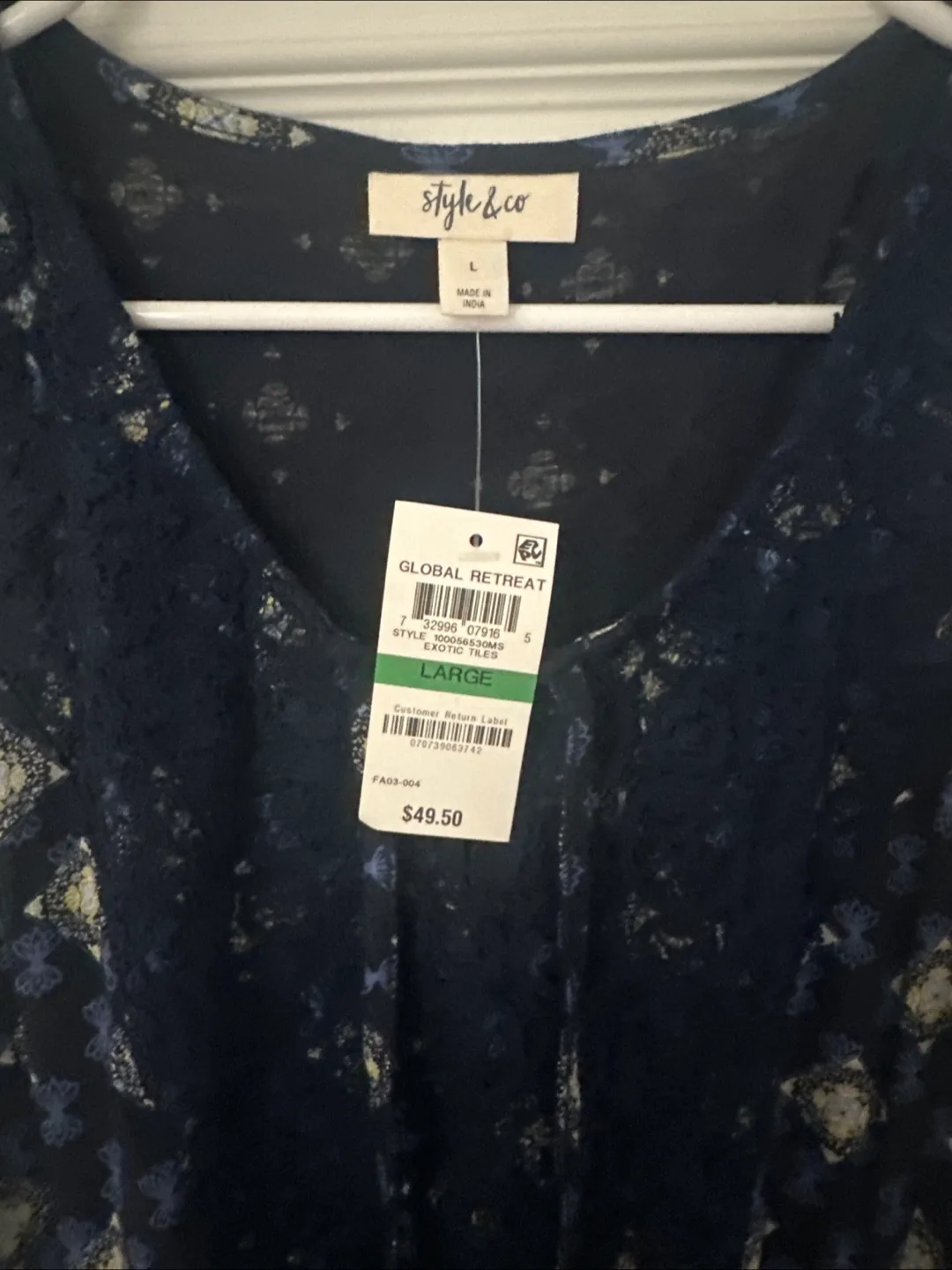 Style & Co. Sleeveless Blouse, Size L image indicator(3)