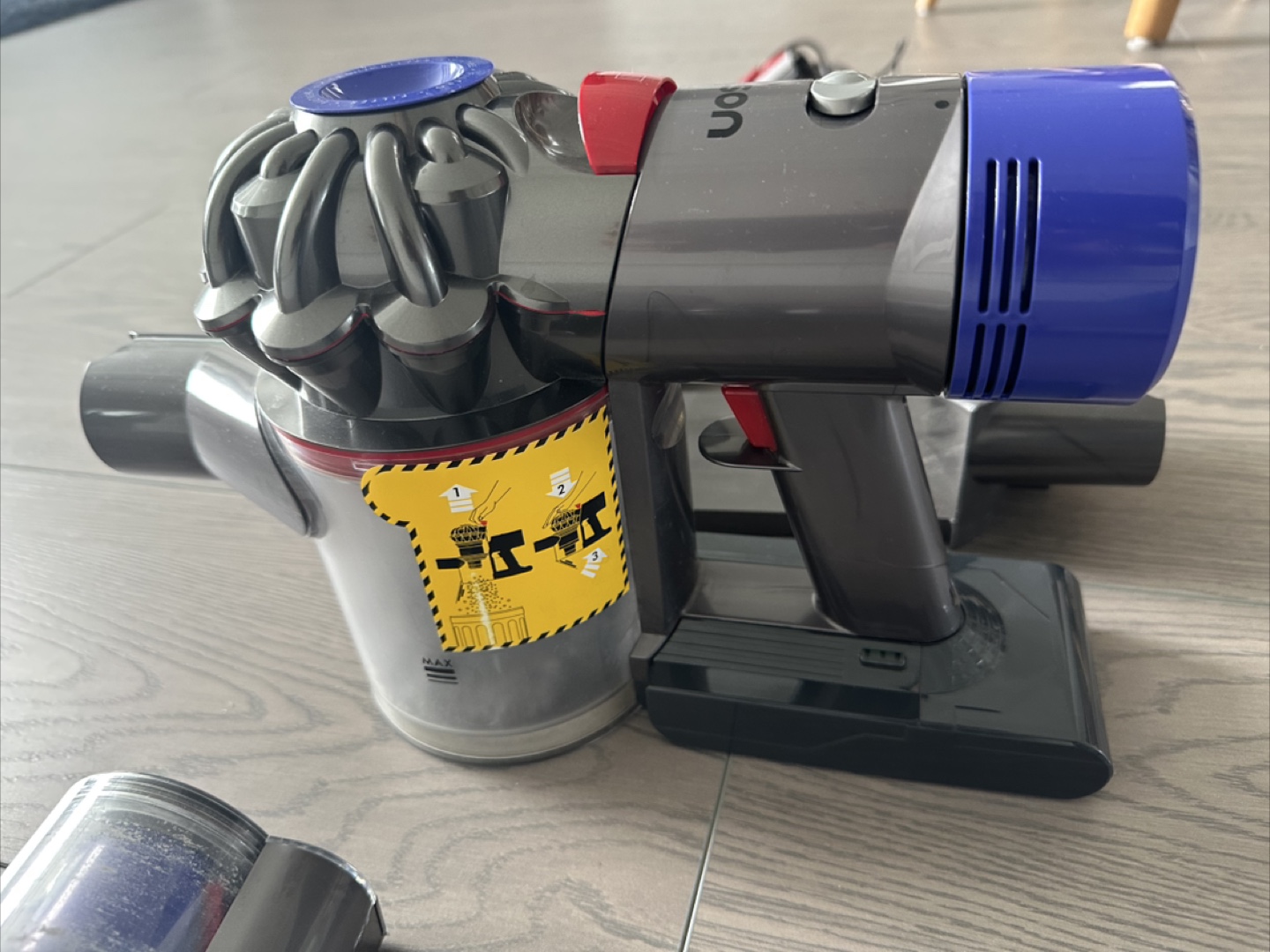 Dyson V8 Animal Cordless Vacuum Cleaner