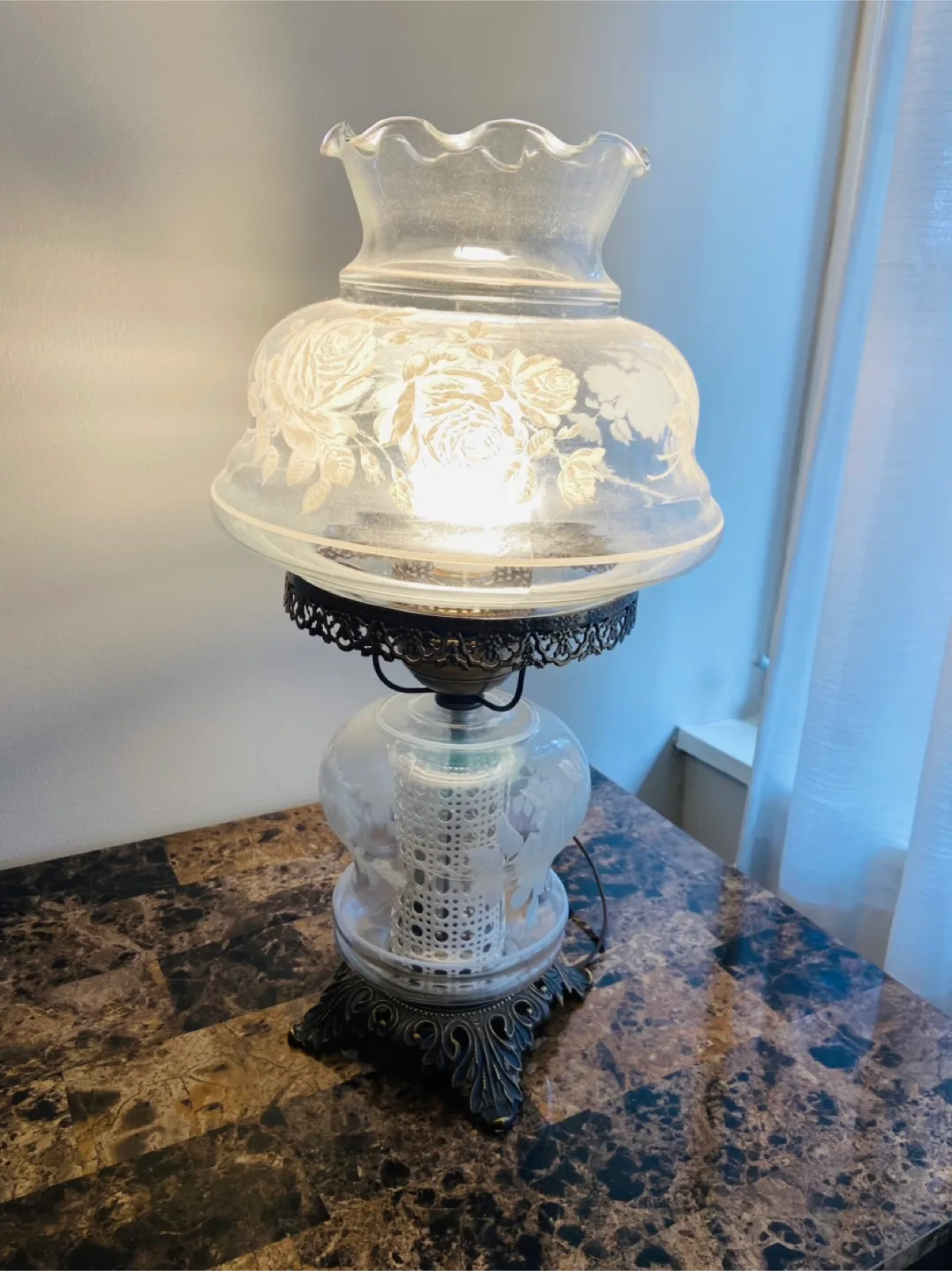 Vintage Hurricane Lamp with Floral Etched Glass Shade image indicator(2)