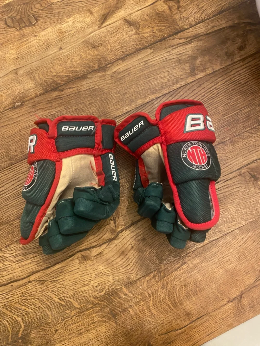 Bauer Vapor Pro Hockey Gloves - Junior 11.0 thumbnail