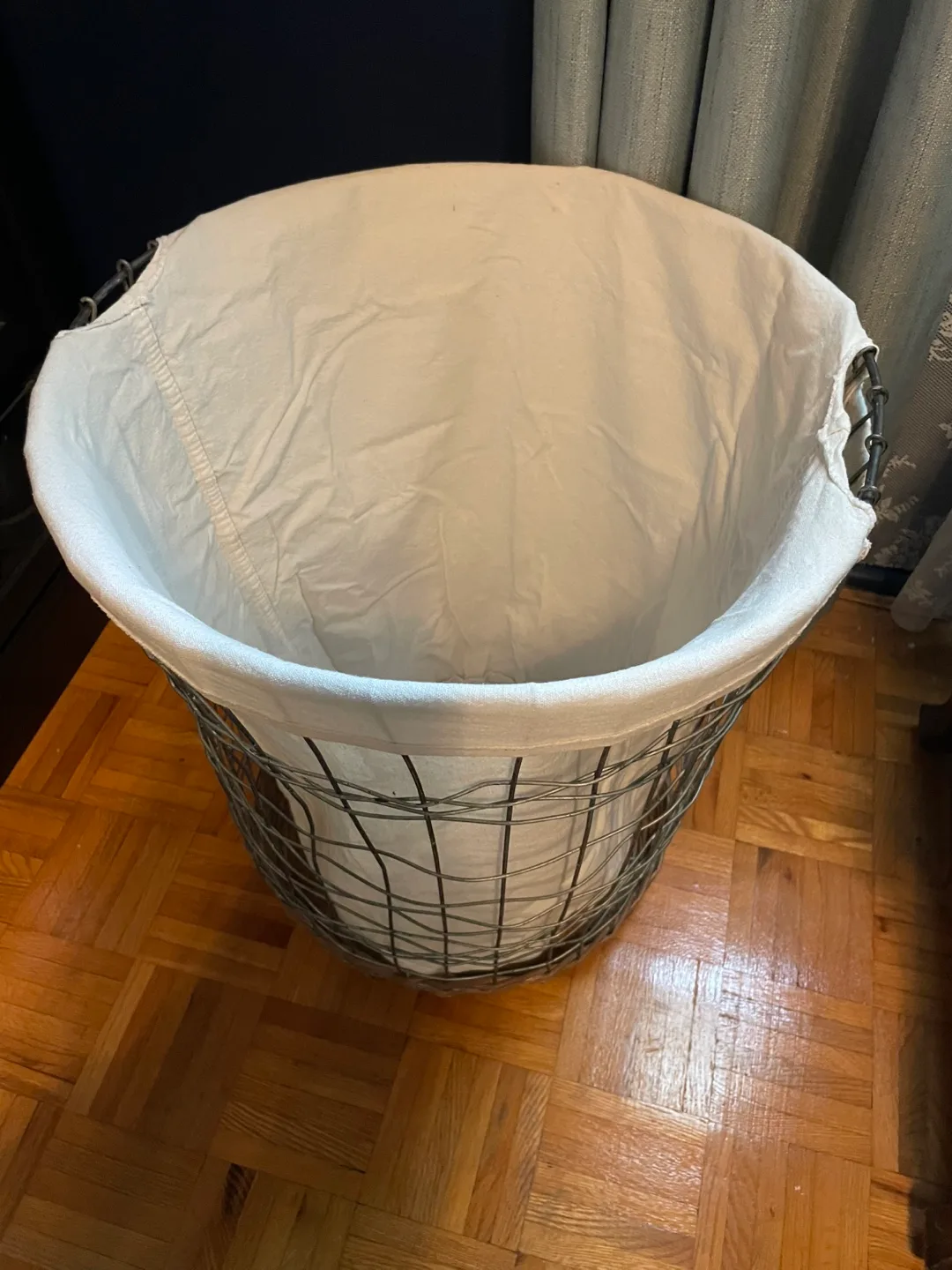 Large Rustic Style Storage Basket image indicator(3)