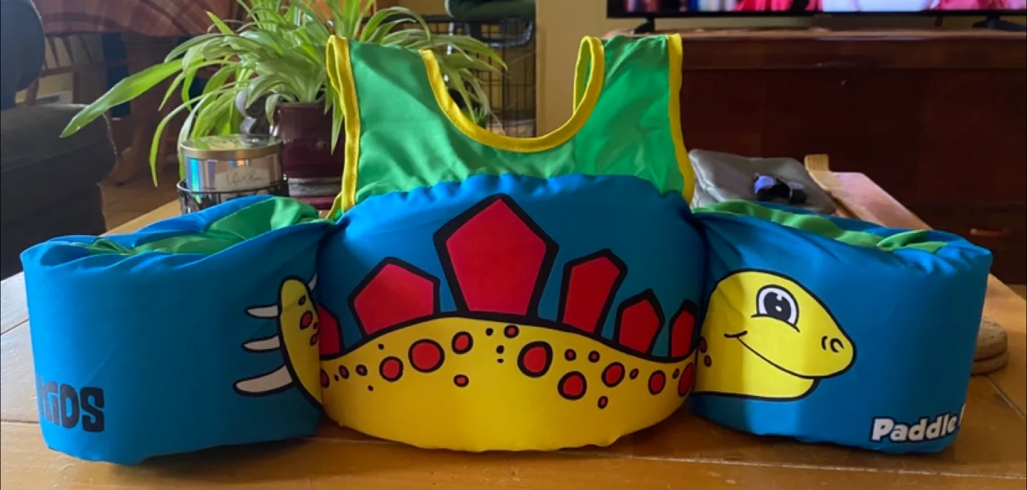Kids swimming floatation vest thumbnail