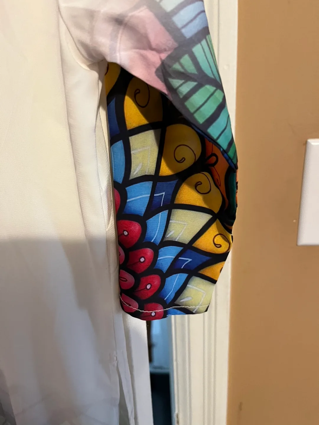 Embroidered Vietnamese Áo Dài image indicator(6)