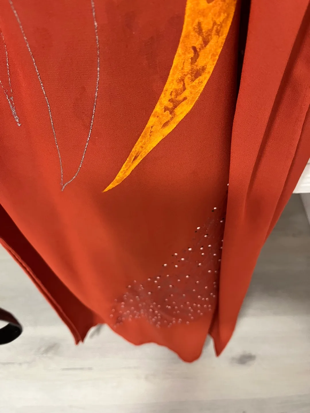 Embroidered Vietnamese Áo Dài image indicator(9)