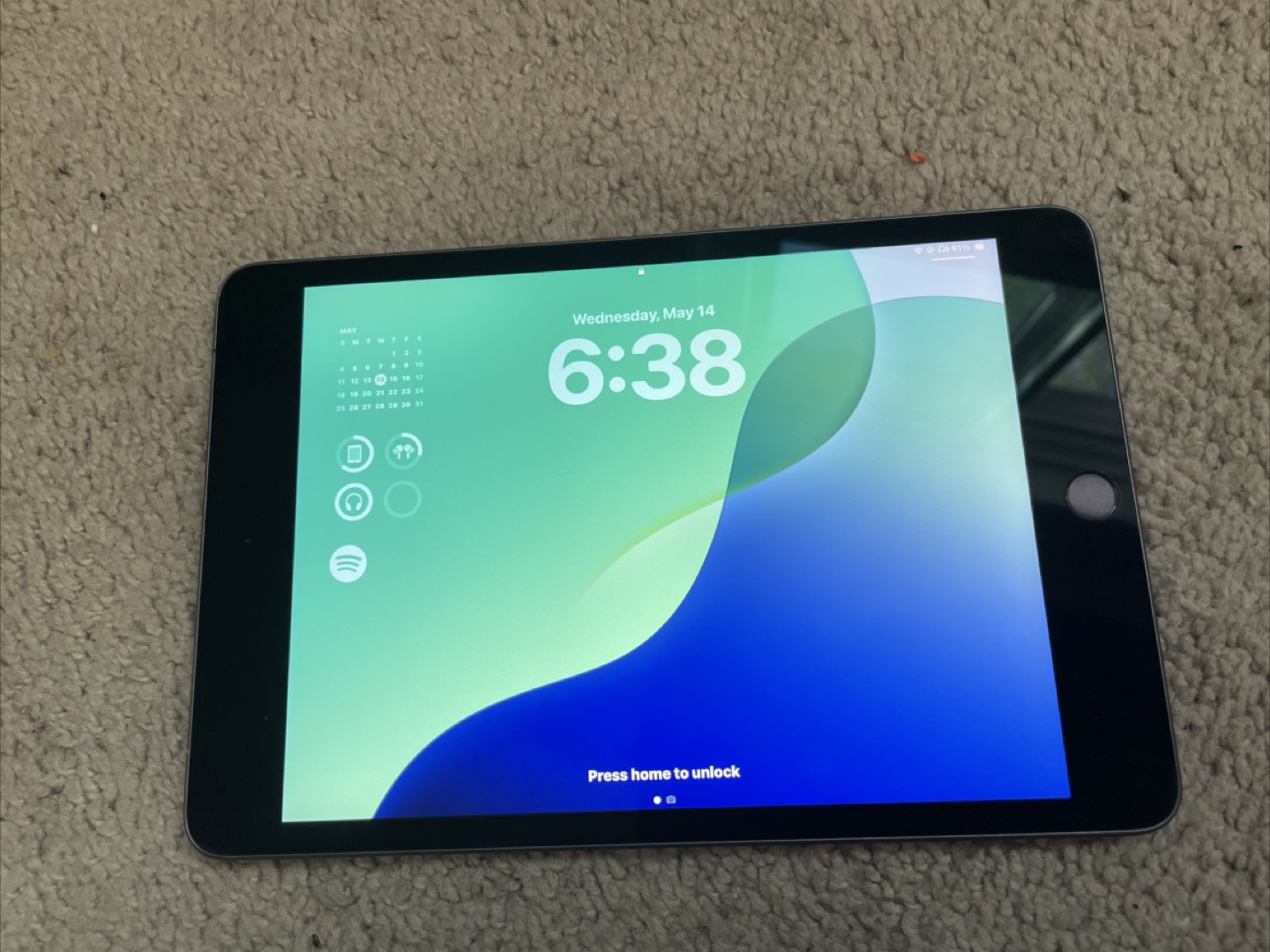 iPad mini 5th generation 64gb (Wi-fi + cellular 4G)