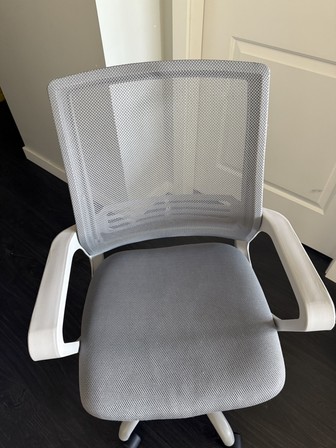 Grey Mesh Office Chair with Wheels - photo 2