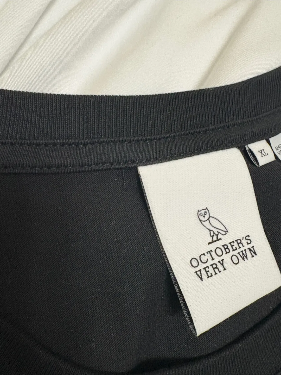 October's SPORTS ILLUSTRATED PHOTO T-SHIRT XL image indicator(4)