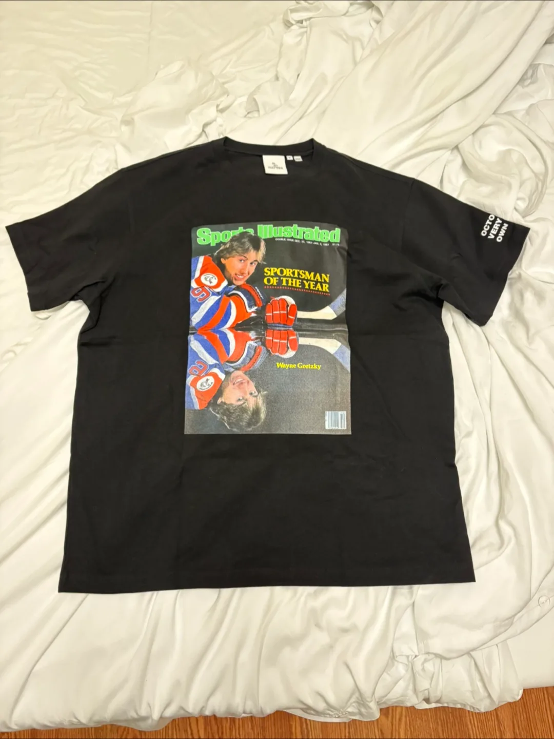 October's SPORTS ILLUSTRATED PHOTO T-SHIRT XL thumbnail