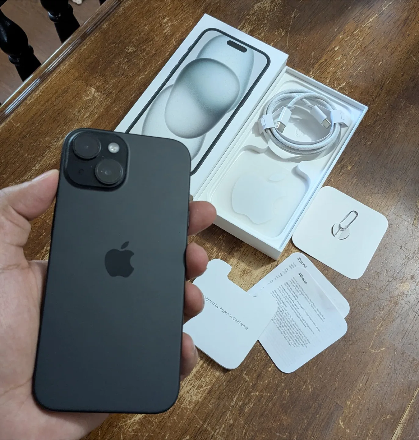iPhone 15 128GB Like New 100% battery, Apple Warranty thumbnail