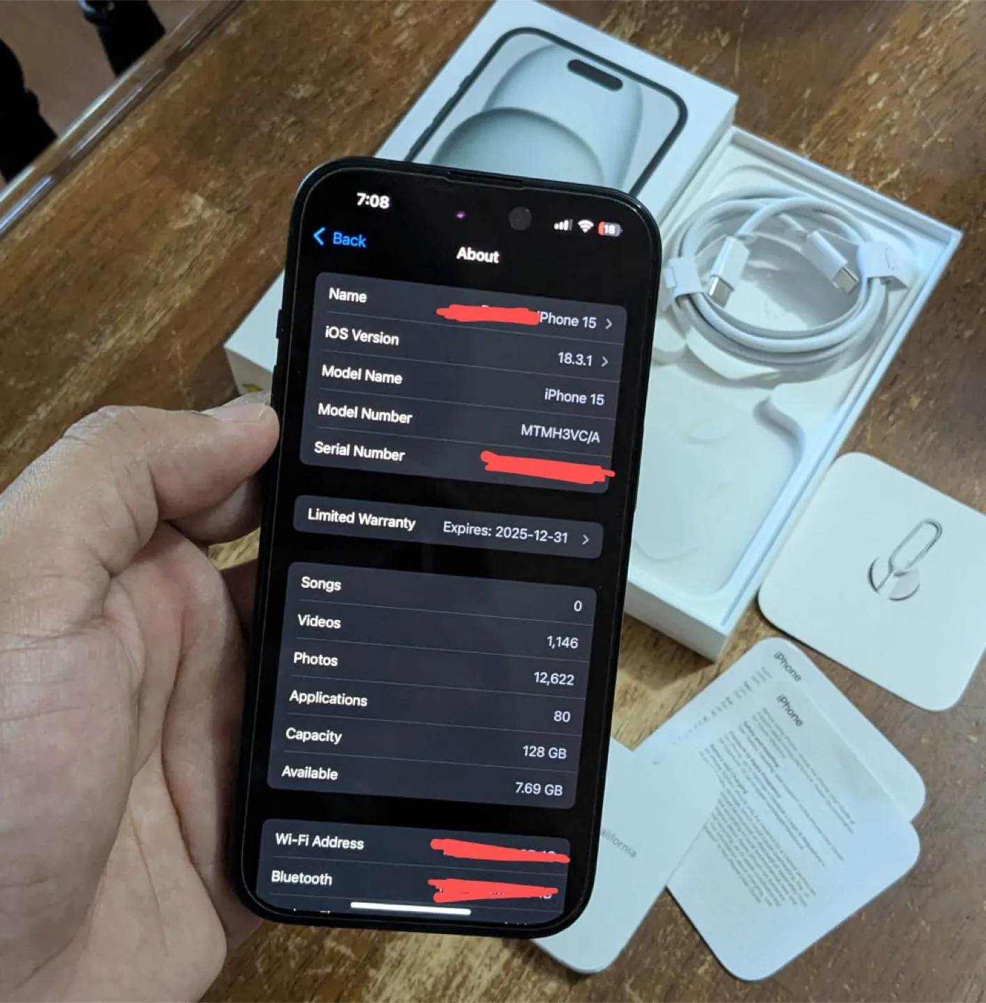iPhone 15 128GB Like New 100% battery, Apple Warranty image indicator(3)