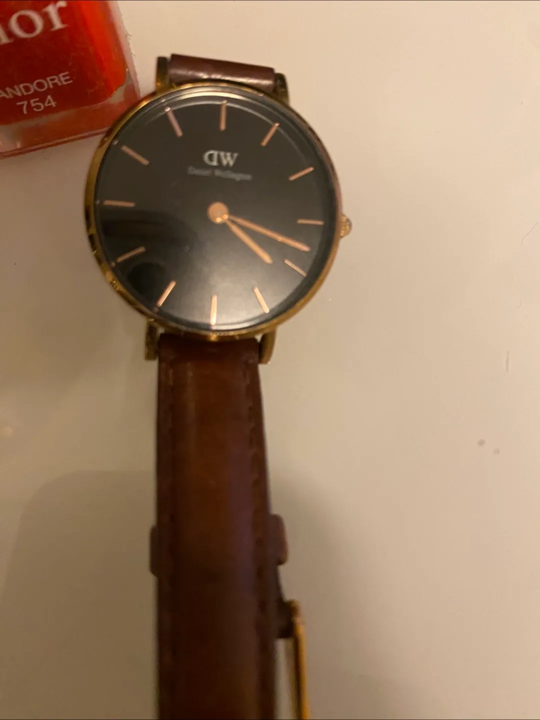Daniel Wellington women’s watch thumbnail